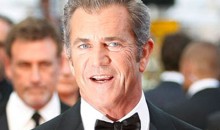 Mel Gibson es ovacionado en Karlovy Vary al recibir el Globo de Cristal