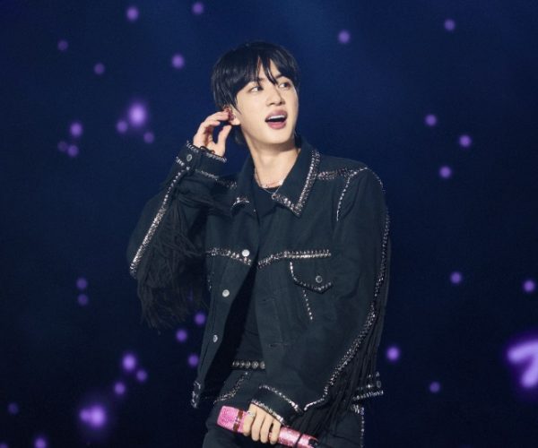 Jin, de BTS, llega a las salas de Cinépolis en Panamá